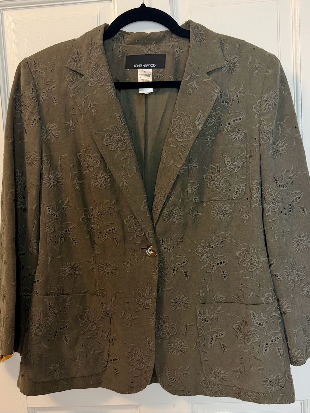 VTG Jones New York Women’s Olive Silk & Linen Blazer With Tonal Embroidery, 12